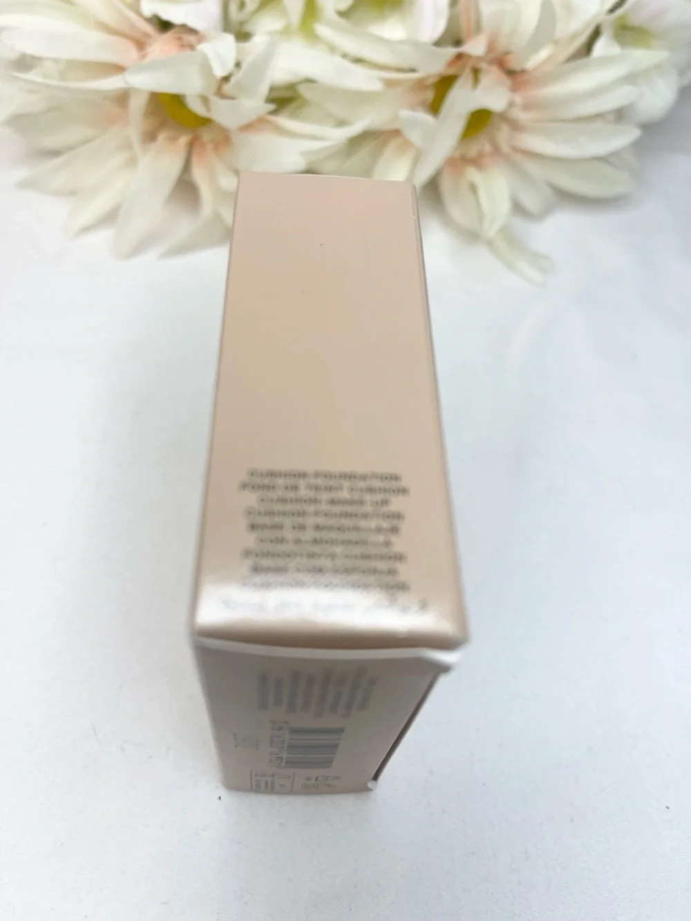 Burberry Matte Glow Cushion Compact Foundation 20 Fair Cool